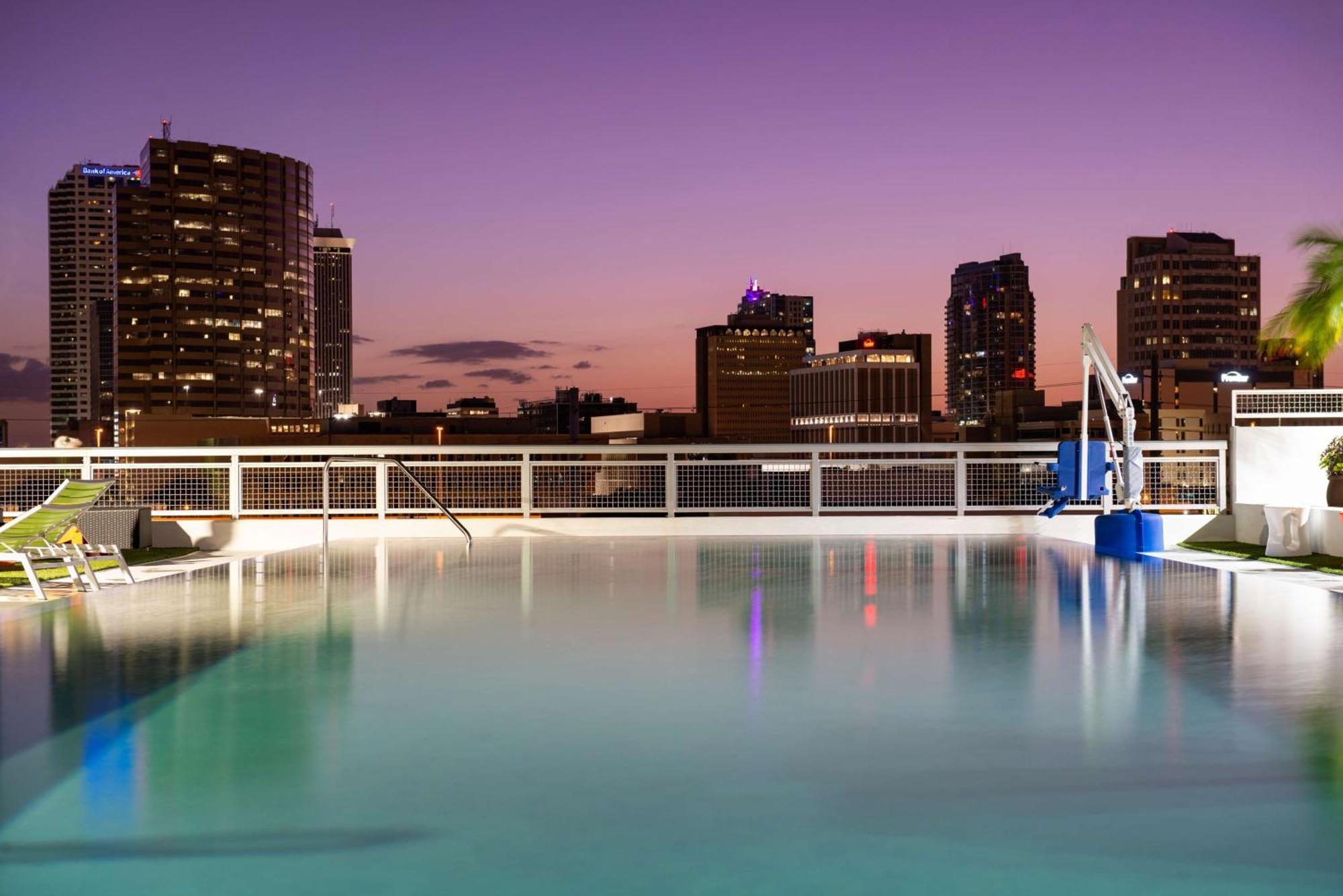 โฮม2 สวีท บาย ฮิลตัน แทมปา ดาวน์ทาวน์ ชาแนล ดิสตริก Hotel ภายนอก รูปภาพ