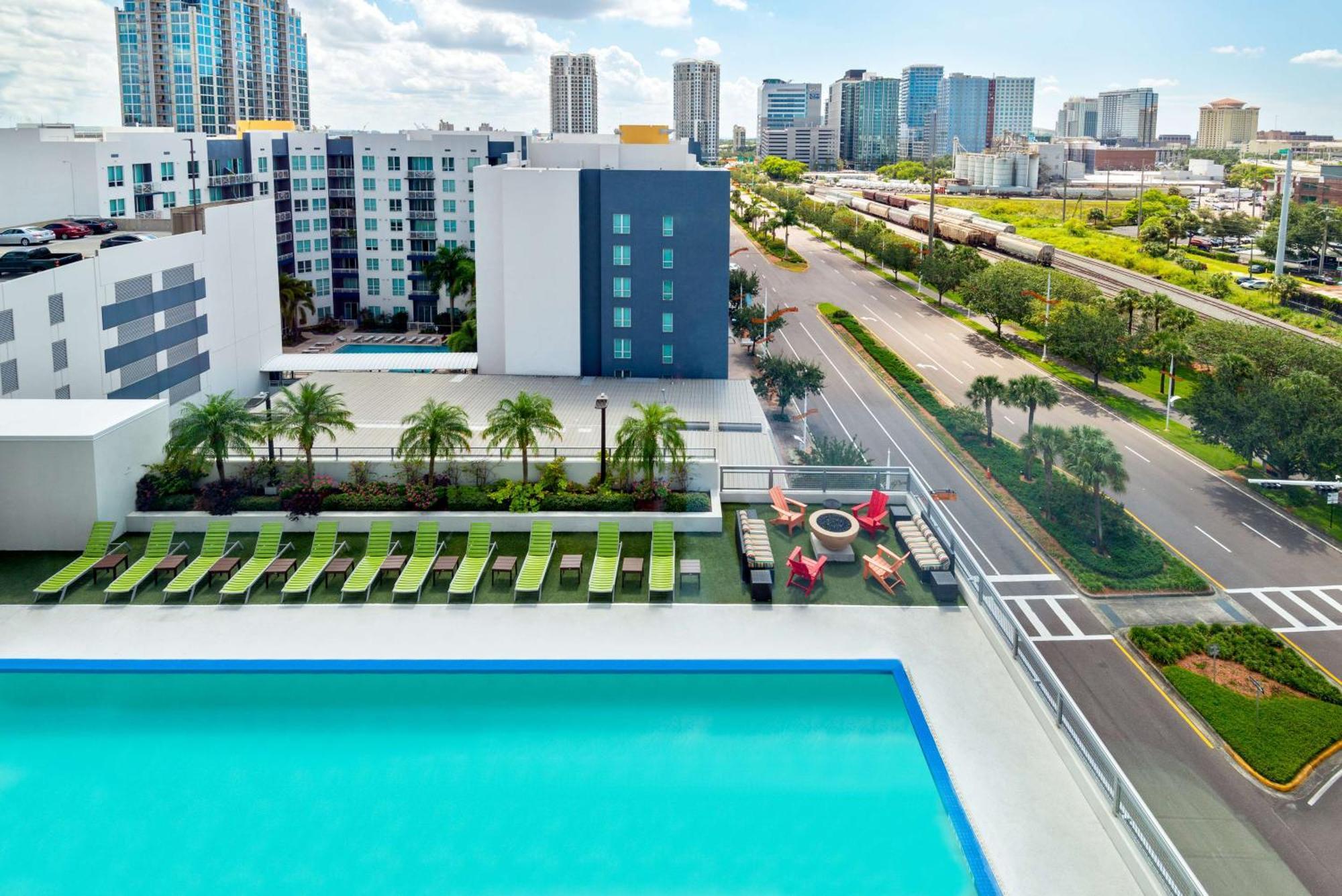 โฮม2 สวีท บาย ฮิลตัน แทมปา ดาวน์ทาวน์ ชาแนล ดิสตริก Hotel ภายนอก รูปภาพ